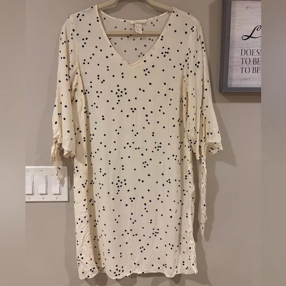 H&M Cream Midi Dress with Black Polka Dots - Picture 2 of 2